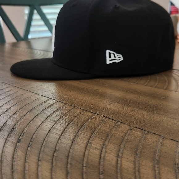 59 FIFTY LA Dodgers Hat Black 7 ⅝ - Picture 4 of 6